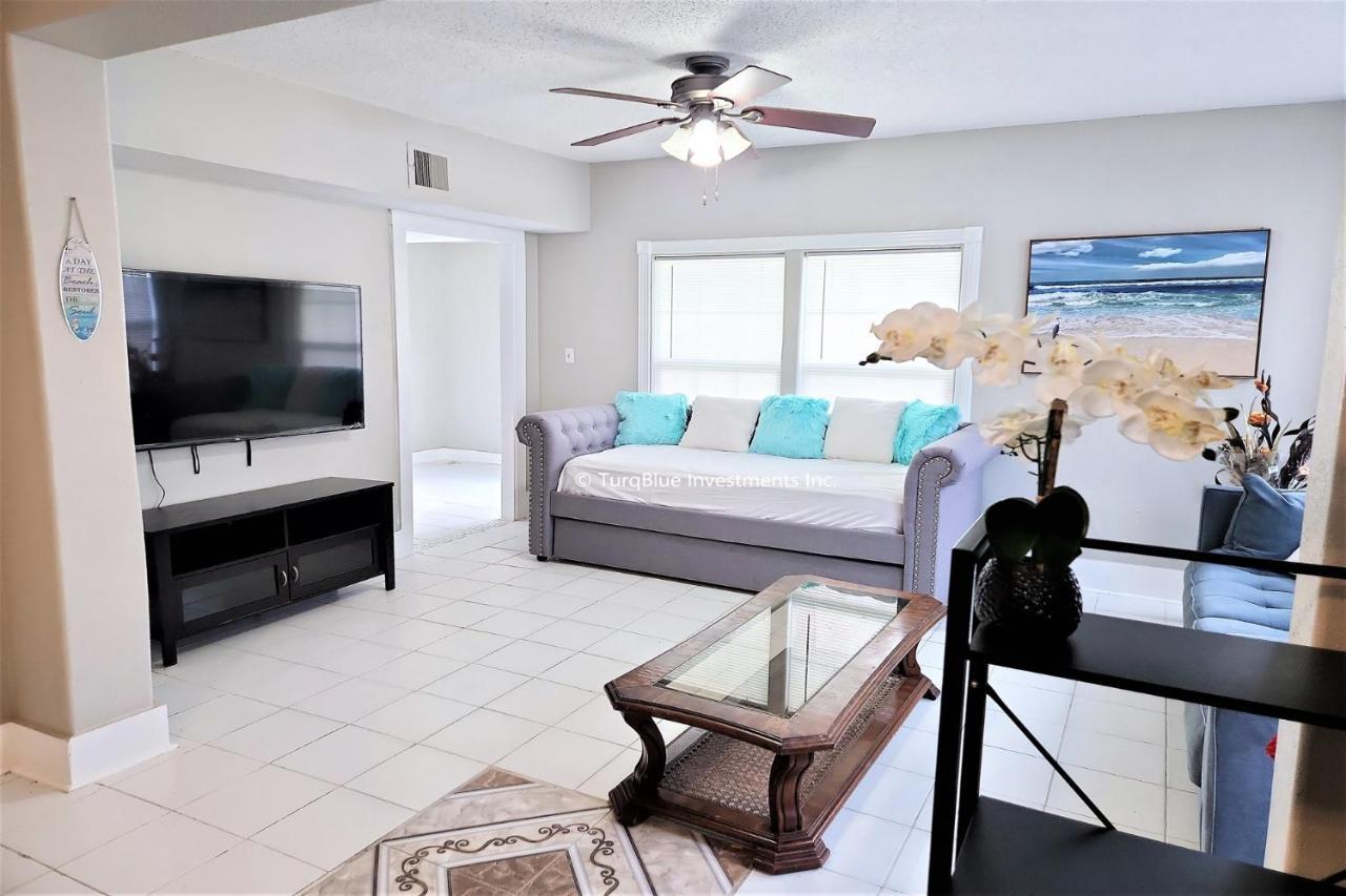 Casaazul-2605A-Couples Retreat By Beach & Pleasure Pier 1 Block Away- 2Bed 2Bath- 7 Minutes To Cruise Terminal 加尔维斯敦 外观 照片
