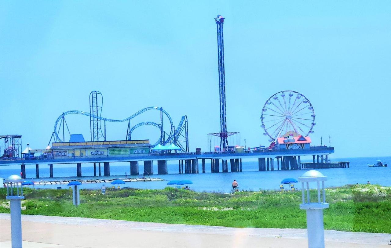 Casaazul-2605A-Couples Retreat By Beach & Pleasure Pier 1 Block Away- 2Bed 2Bath- 7 Minutes To Cruise Terminal 加尔维斯敦 外观 照片