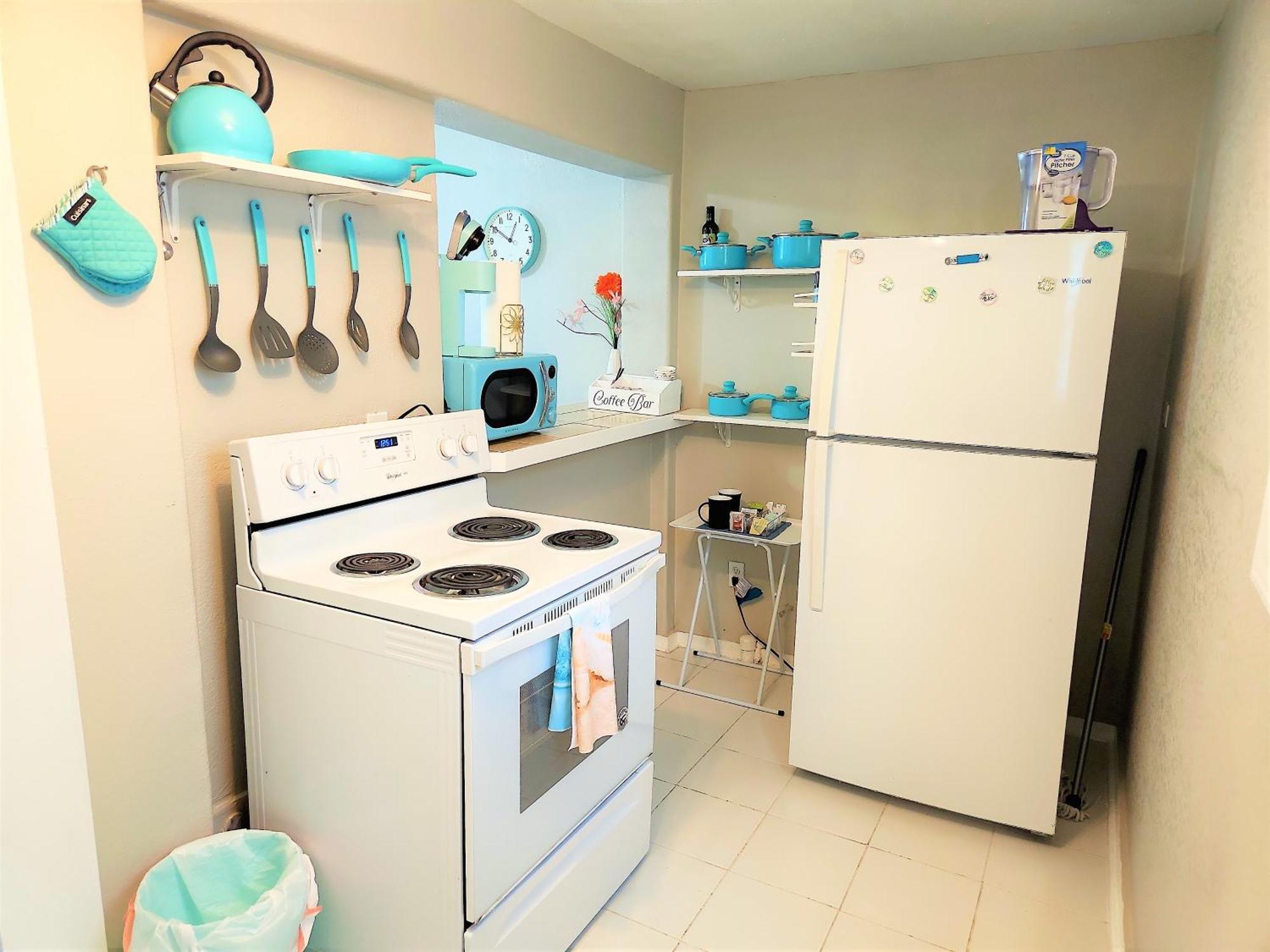Casaazul-2605A-Couples Retreat By Beach & Pleasure Pier 1 Block Away- 2Bed 2Bath- 7 Minutes To Cruise Terminal 加尔维斯敦 外观 照片