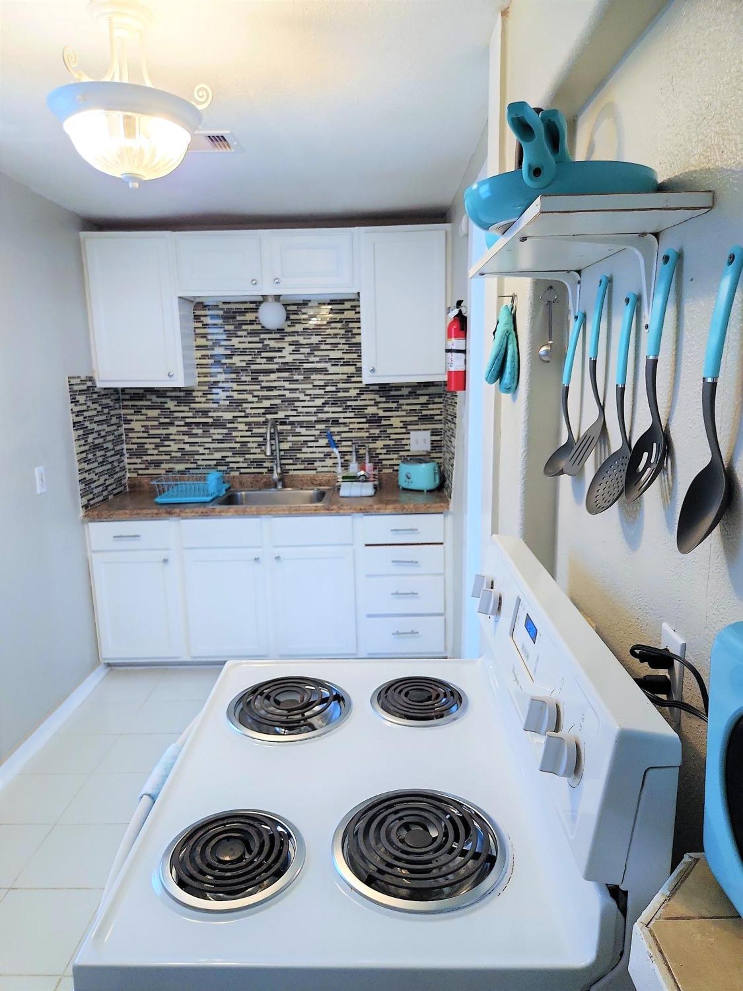 Casaazul-2605A-Couples Retreat By Beach & Pleasure Pier 1 Block Away- 2Bed 2Bath- 7 Minutes To Cruise Terminal 加尔维斯敦 外观 照片
